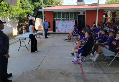 IMPARTE GUARDIA ESTATAL DE GÉNERO PLÁTICAS CONTRA EL BULLYING A ESTUDIANTES DE GÜEMEZ