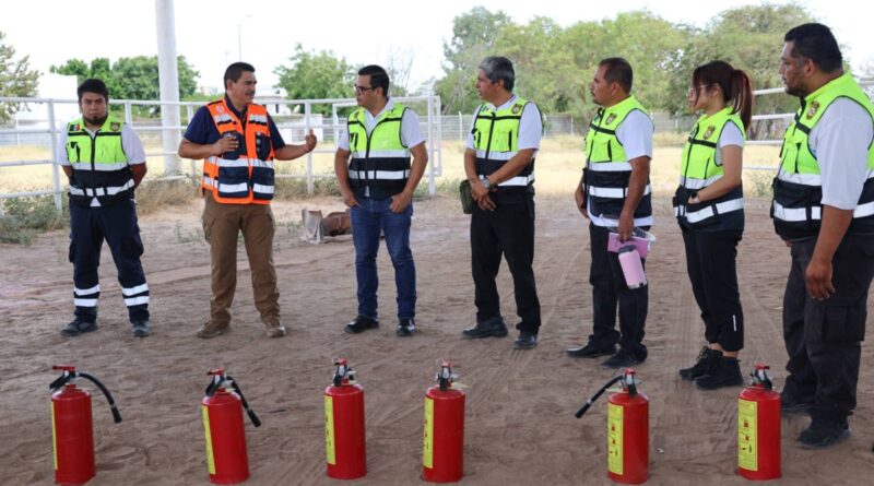 CAPACITAN A BRIGADISTAS DE LA TORRE BICENTENARIO EN MEDIDAS DE SEGURIDAD
