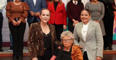 GOBIERNO MUNICIPAL ENTREGA 260 PARES DE LENTES EN NUEVA JORNADA DE APOYO A LA SALUD VISUAL